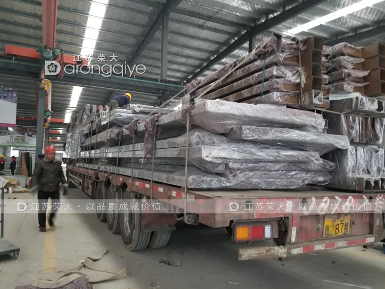 天津仿古候車亭發(fā)貨圖二